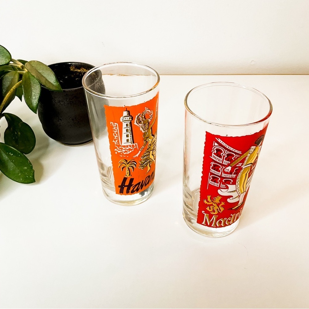 VINTAGE Mid-Century Modern Madrid Havana Souvenir Barware Orange Red Gold - Picture 5 of 7